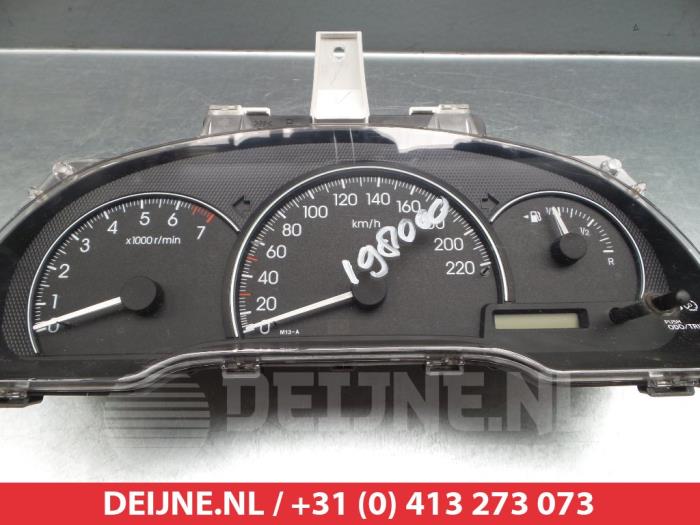 Toyota Avensis Verso Kilometerteller KM O305173