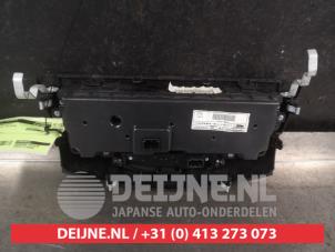Nissan Qashqai Kachel Bedieningspaneel O721475 foto 2