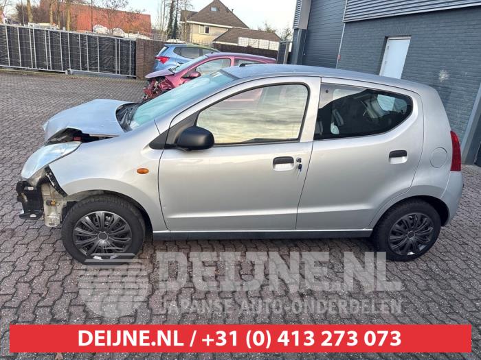 Nissan Pixo Türscheibe 4-türig links vorne O721491