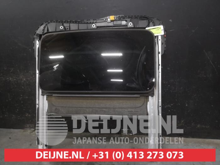 Hyundai Kona Schuifkanteldak O721529