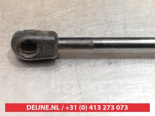 Kia Sportage Gasdemper links-achter O293959 foto 3