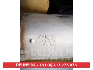 Suzuki Swift Uitlaat Middendemper O721609 foto 2