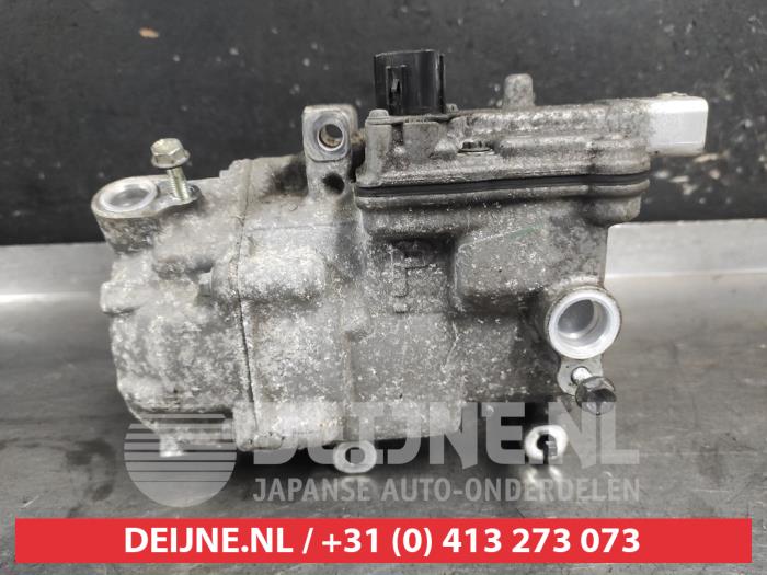 Toyota Prius Air conditioning pump O721728