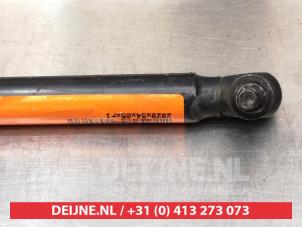 Ssang Yong Kyron Gasdemper rechts-achter O295090 foto 3