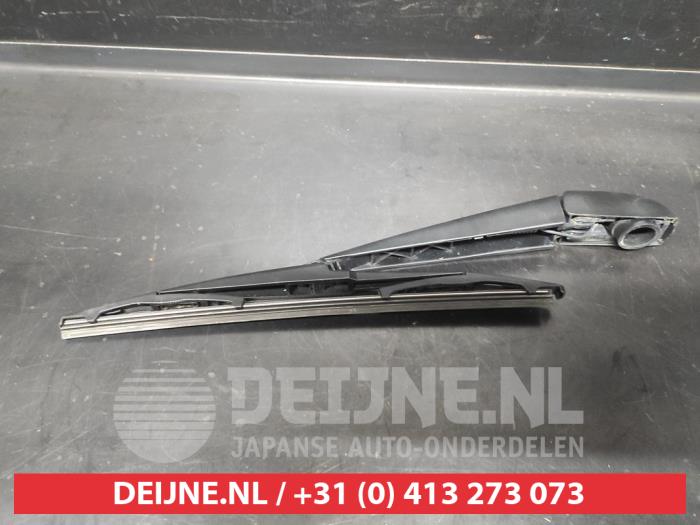 Toyota Rav-4 Scheibenwischerarm hinten O721753
