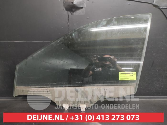Nissan X-Trail Door window 4-door, front left O721770