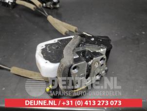 Nissan X-Trail Door lock mechanism 4-door, front left O721771 photo 2