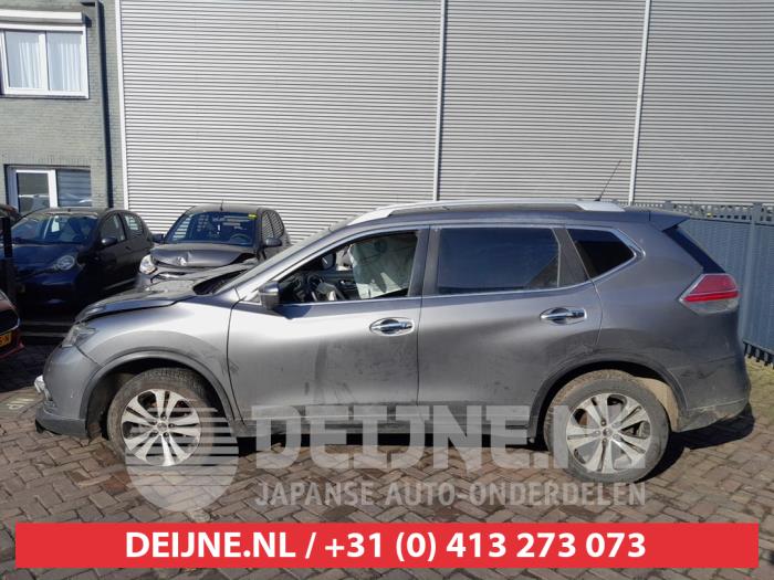 Nissan X-Trail Extra window 4-door, left O721777
