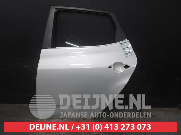 Kia Venga Tür 4-türig links hinten O721928