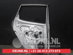 Kia Venga Portier 4Deurs links-achter O721928 foto 2