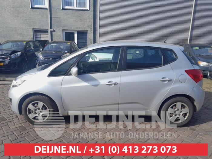 Kia Venga Zusätzliches Fenster 4-türig links vorne O721960