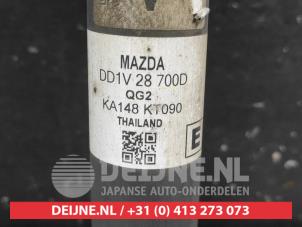 Mazda CX-3 Schokdemper rechts-achter O721980 foto 2