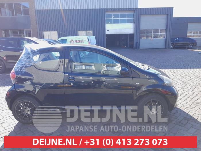 Toyota Aygo Fenster 2-türig rechts hinten O722007