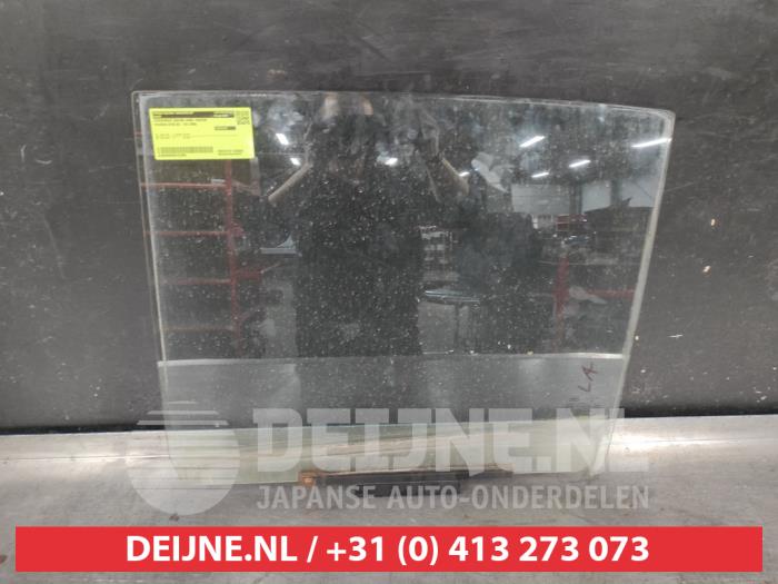 Hyundai Atos Türscheibe 4-türig links hinten O722095
