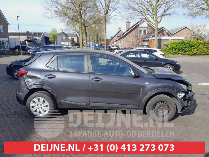 Kia Stonic Türscheibe 4-türig rechts vorne O722126