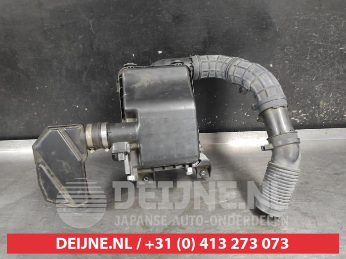 Suzuki Swift Luftfiltergehäuse O722239