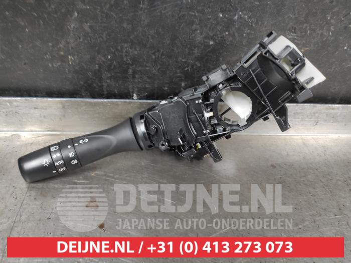 Suzuki Swift Licht Schalter O722241