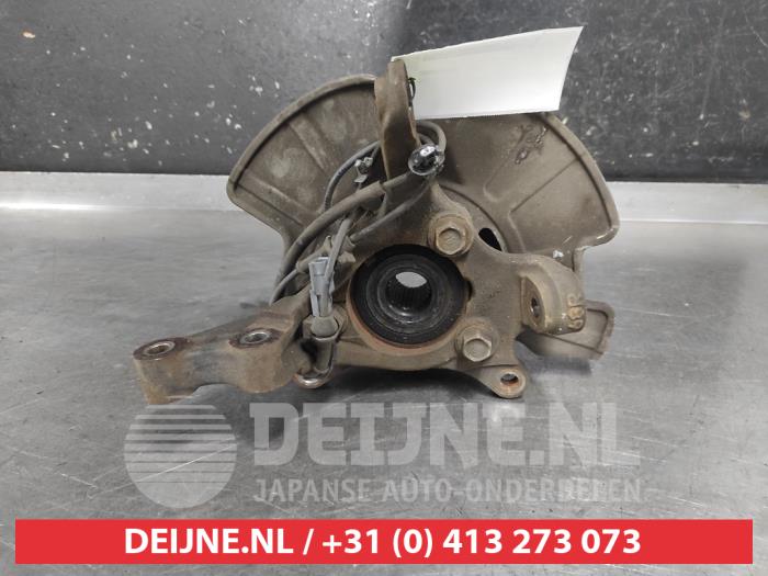 Suzuki Swift Achsschenkel rechts vorne O722253