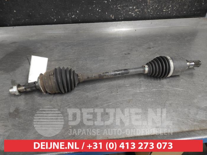 Suzuki Swift Antriebswelle links vorne O722254