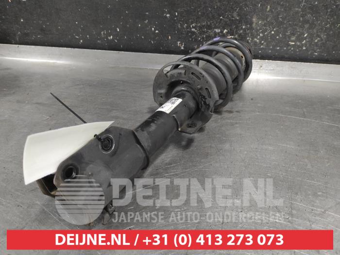 Suzuki Swift Stoßdämpferstrebe rechts vorne O722257