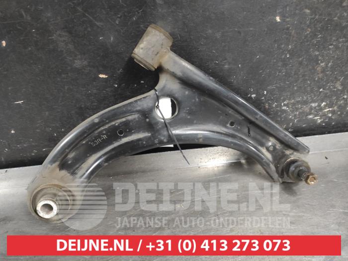 Suzuki Swift Querlenker unten rechts vorne O722259