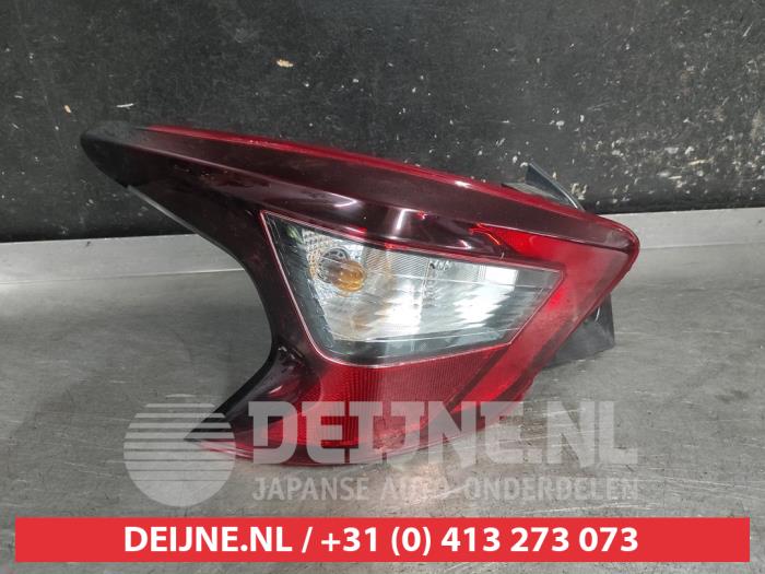 Nissan Micra Achterlicht links O722282