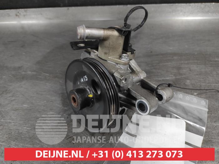 Gebruikte Servopomp Hyundai Tucson (JM) 2.0 16V CVVT 4x2 Prijs op aanvraag aangeboden door V.Deijne Jap.Auto-onderdelen BV