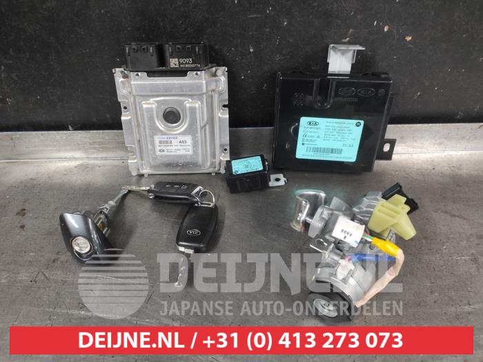 Kia Stonic Kontaktslot+Sleutel O722391