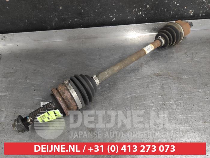 Kia Stonic Aandrijfas links-voor O722452
