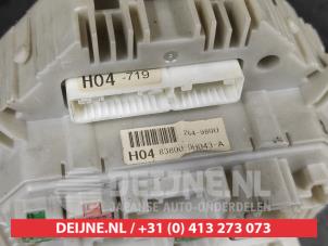 Toyota Aygo Tacho - Kombiinstrument KM O722503 foto 3