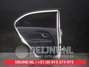 Kia Rio Portier 4Deurs links-achter O722551 foto 3