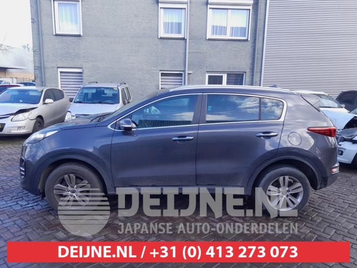 Kia Sportage Tür 4-türig links vorne O722639