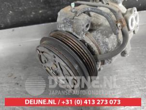 Suzuki SX-4 Air conditioning pump O722735 photo 2