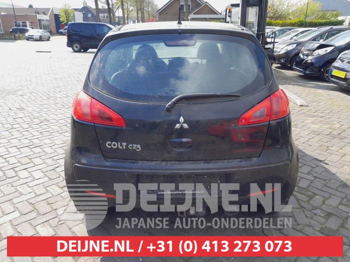 Mitsubishi Colt Heckklappe O722793