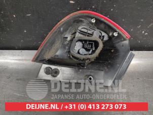 Mitsubishi Colt Rücklicht rechts O722792 foto 2