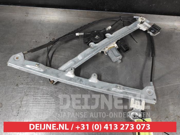 Mitsubishi Colt Fenstermechanik 2-türig rechts vorne O722800