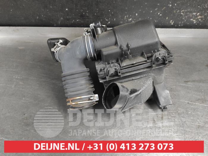 Lexus CT 200h Air box O722939