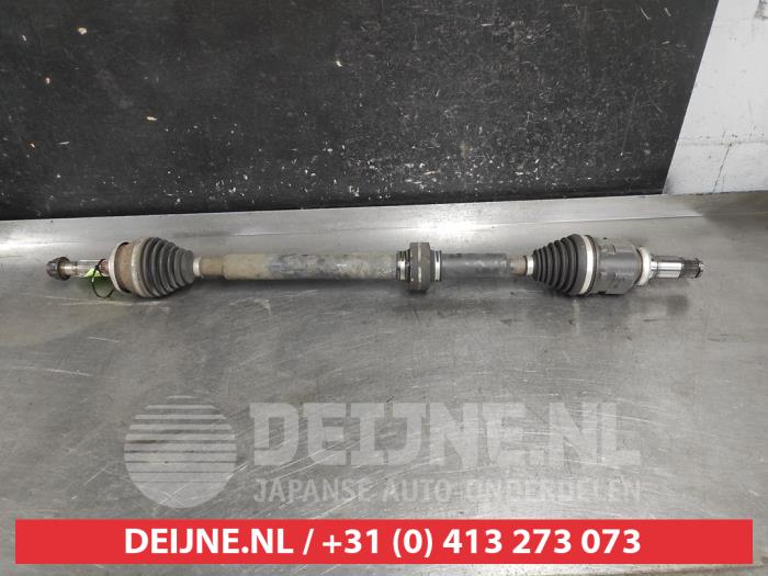 Lexus CT 200h Front drive shaft, right O722943