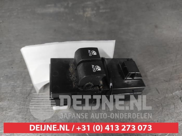 Kia Ceed Kombischalter Fenster O722949