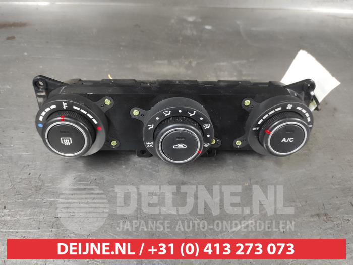 Kia Ceed Heater control panel O722952