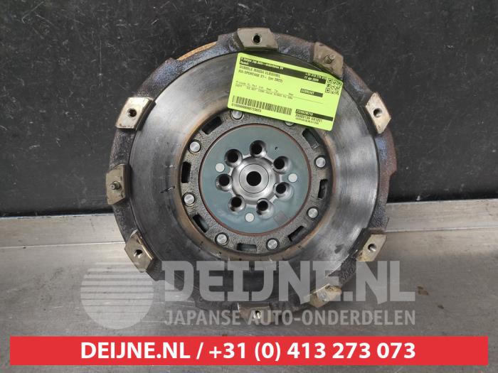 Gebruikte Dubbele massa vliegwiel Kia Sportage (NQ5E) Prijs op aanvraag aangeboden door V.Deijne Jap.Auto-onderdelen BV