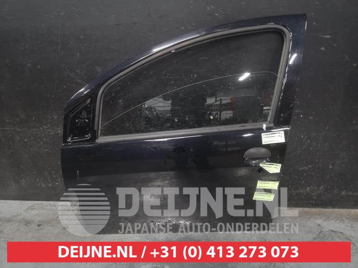 Toyota Aygo Tür 4-türig links vorne O723158