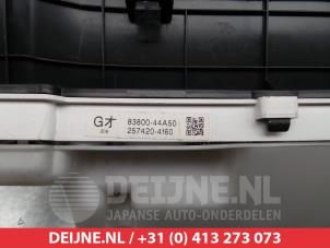 Toyota Avensis Verso Kilometerteller KM O305176 foto 4