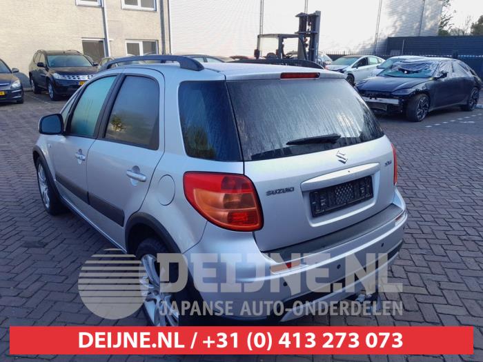 Suzuki SX-4 Achterlicht links O723288
