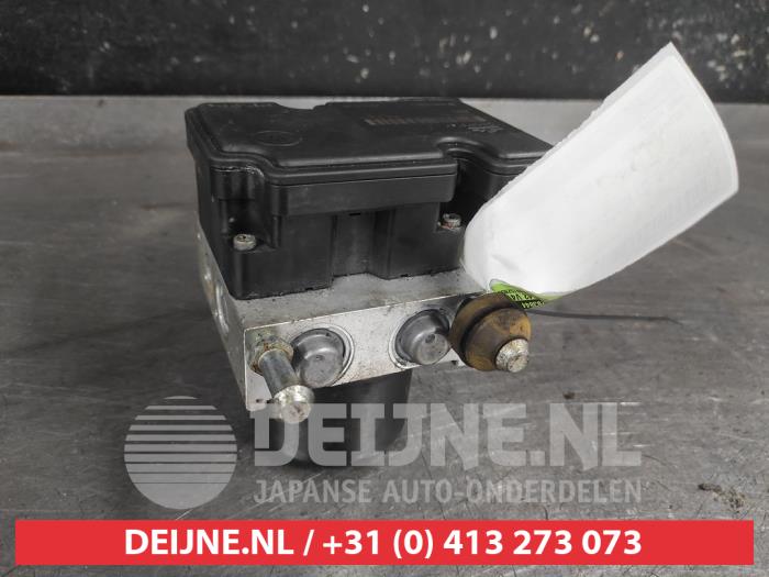 Suzuki Swift ABS Pomp O723323