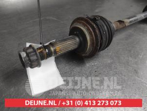 Toyota Yaris Front drive shaft, left O723341 photo 2