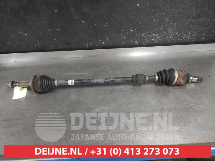 Toyota Yaris Front drive shaft, right O723349