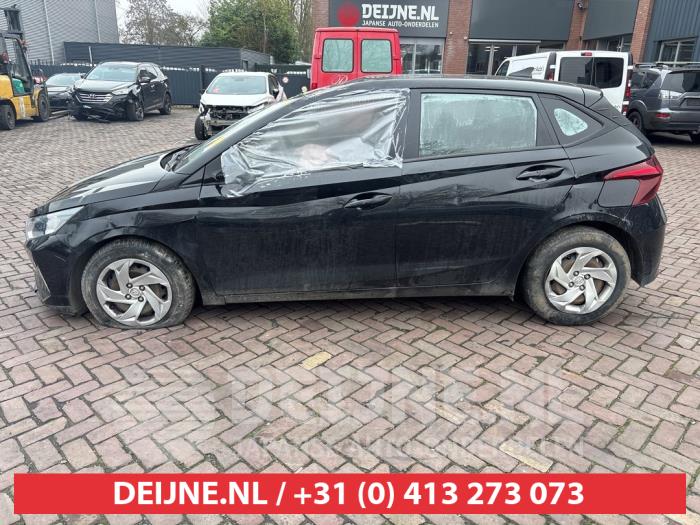 Hyundai I20 Extra window 4-door, left O723402