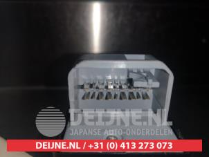 Toyota Prius Kombischalter Fenster O312385 foto 2