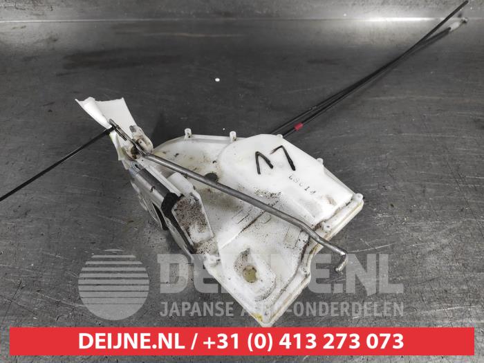 Suzuki Swift Türschlossmechanik 4-türig links vorne O723474